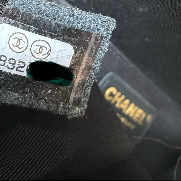 —SOLD— LEBOY OLD M FLAP BAG - Picture 13 of 16